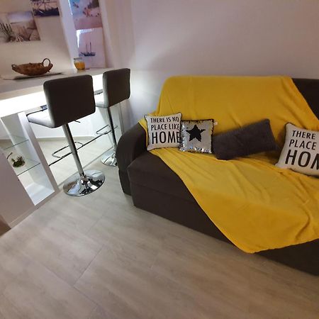 Alessia Lux Apartament Prima Linie Malul Marii Năvodari Exteriör bild